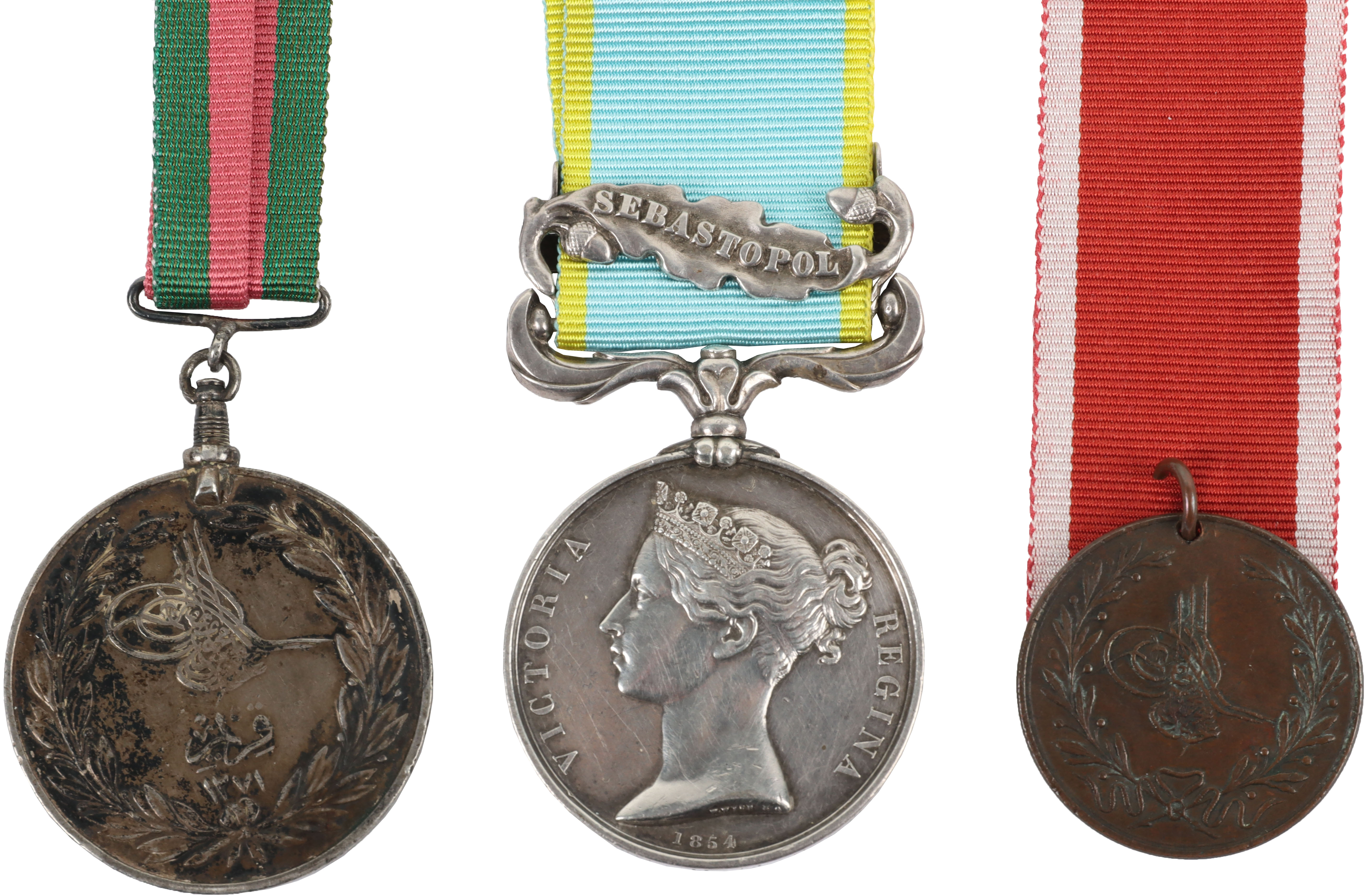 Arms, Armour & Militaria